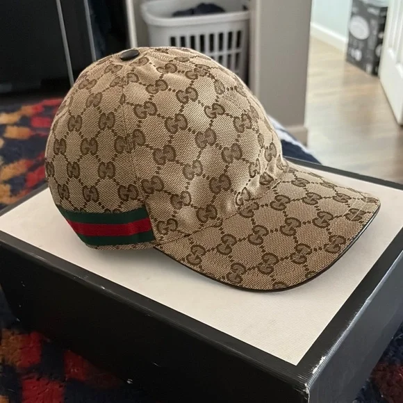Gucci Tan Monogram Cap with Green and Red Stripe Gucci GG Supreme Monogram Bosco Patch Baseball Hat 57 Beige  main image 4
